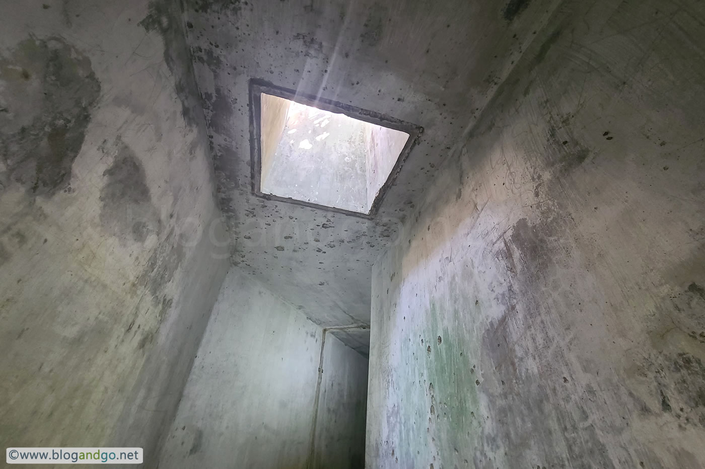 Shing Mun Redoubt - Blast Evidence In Tunnel Near Pillbox 401